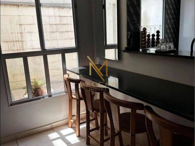 #77 - Apartamento para Venda em Bauru - SP