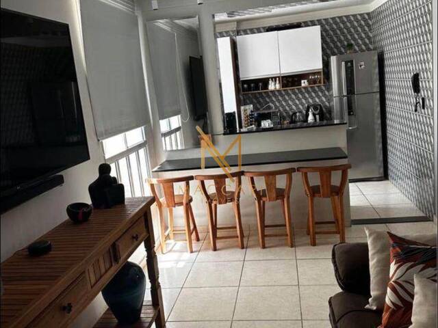 #77 - Apartamento para Venda em Bauru - SP