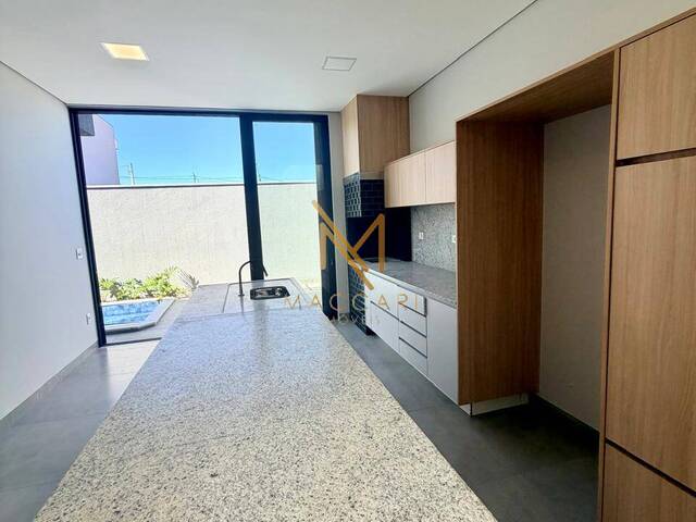 #166 - Casa para Venda em Bauru - SP